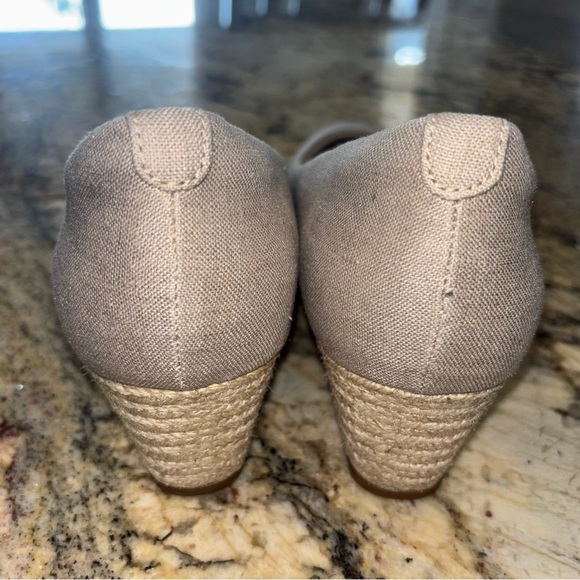 Clark’s Wedge Espadrille Shoes - Picture 5 of 7